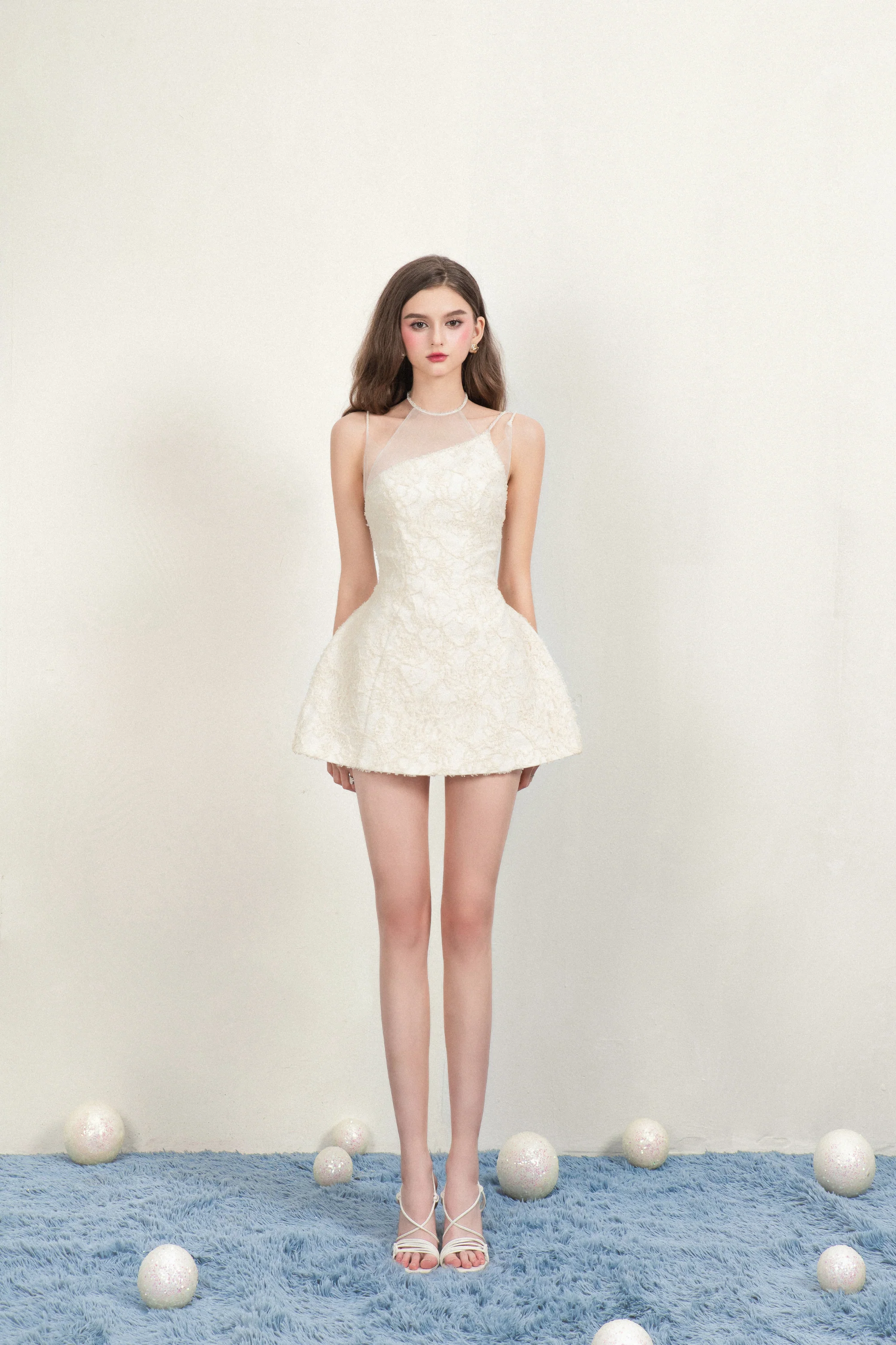 CARTI Lace Mini Dress - Image 3