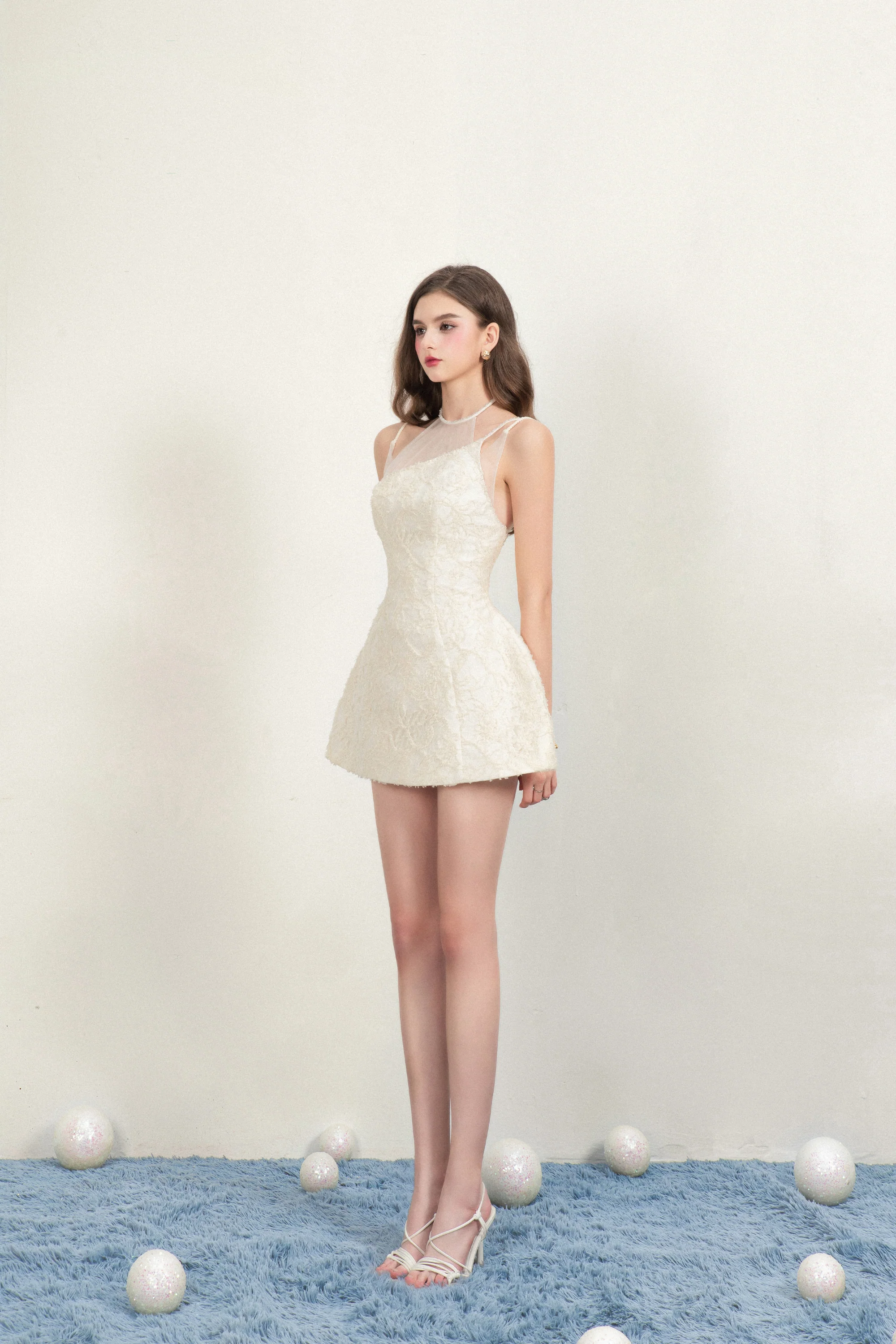CARTI Lace Mini Dress - Image 5