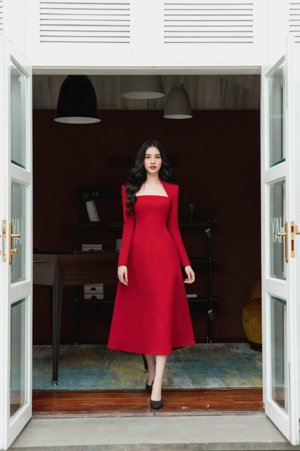 Harding Shoulder Padded Midi Dress - Image 7