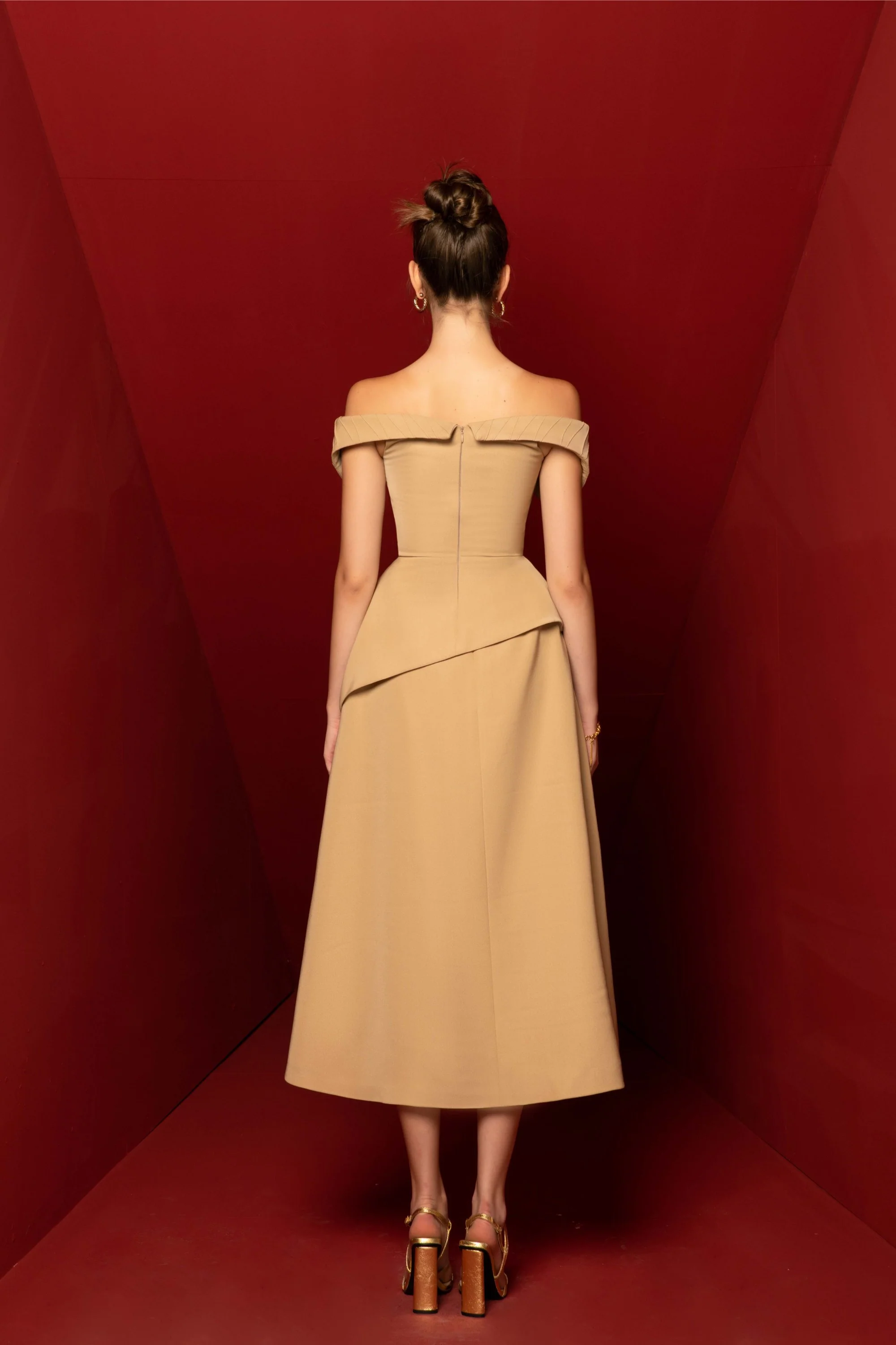 Harper Off-shoulder Set - Image 11