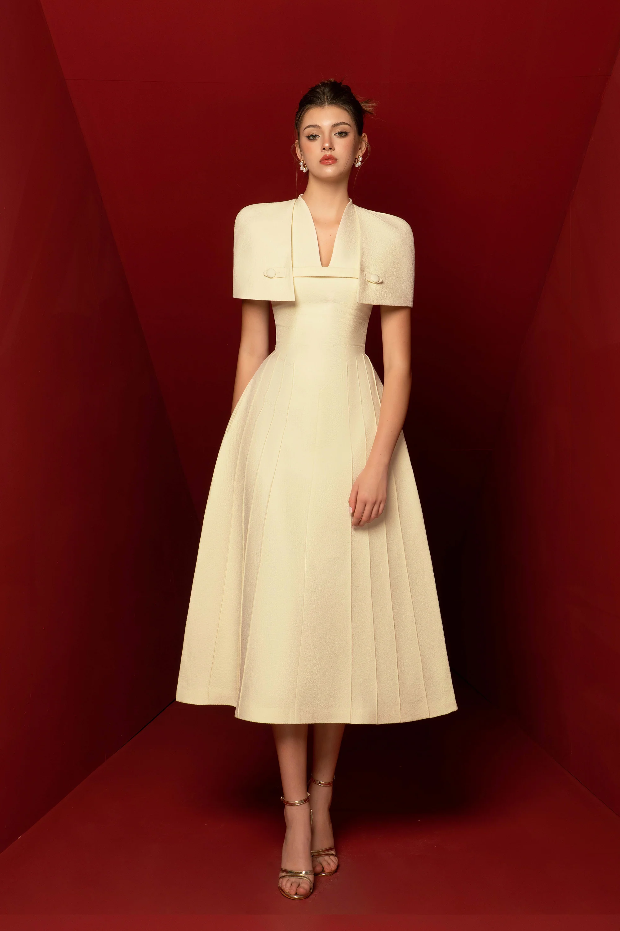 Harriet Cape - Image 3