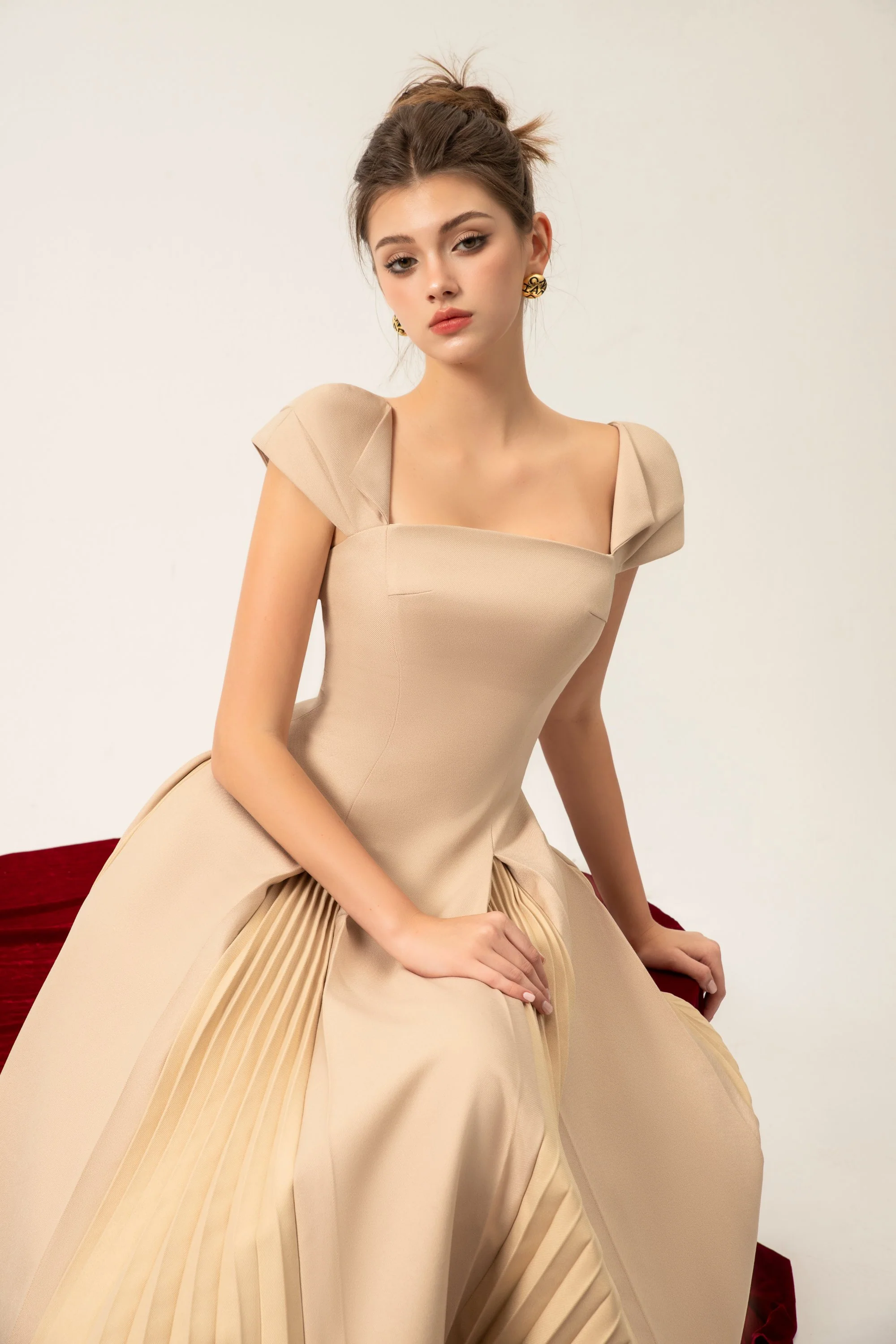Loretta Pleated Midi Dress - Image 4