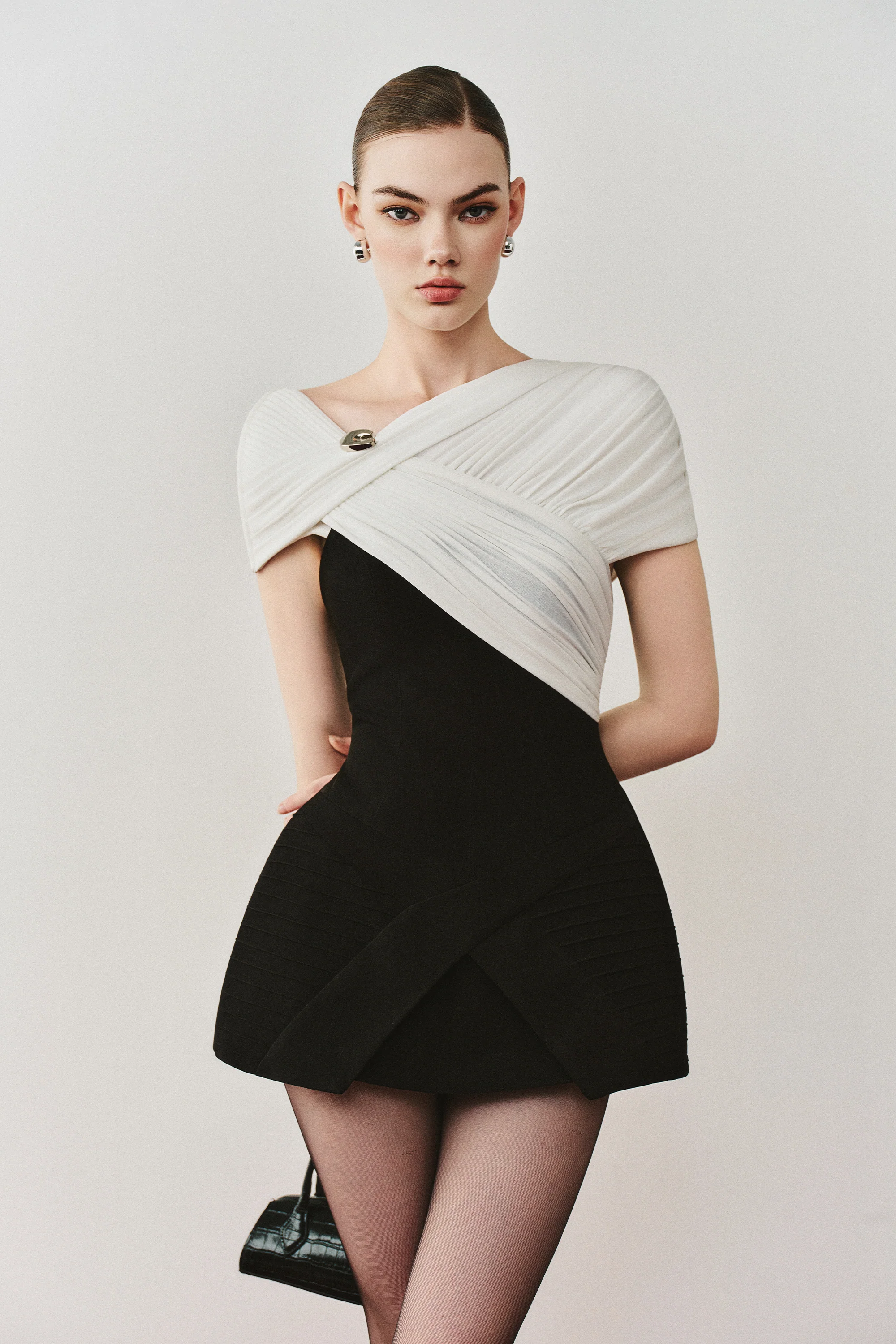 SELVARA Mini Dress - Image 4