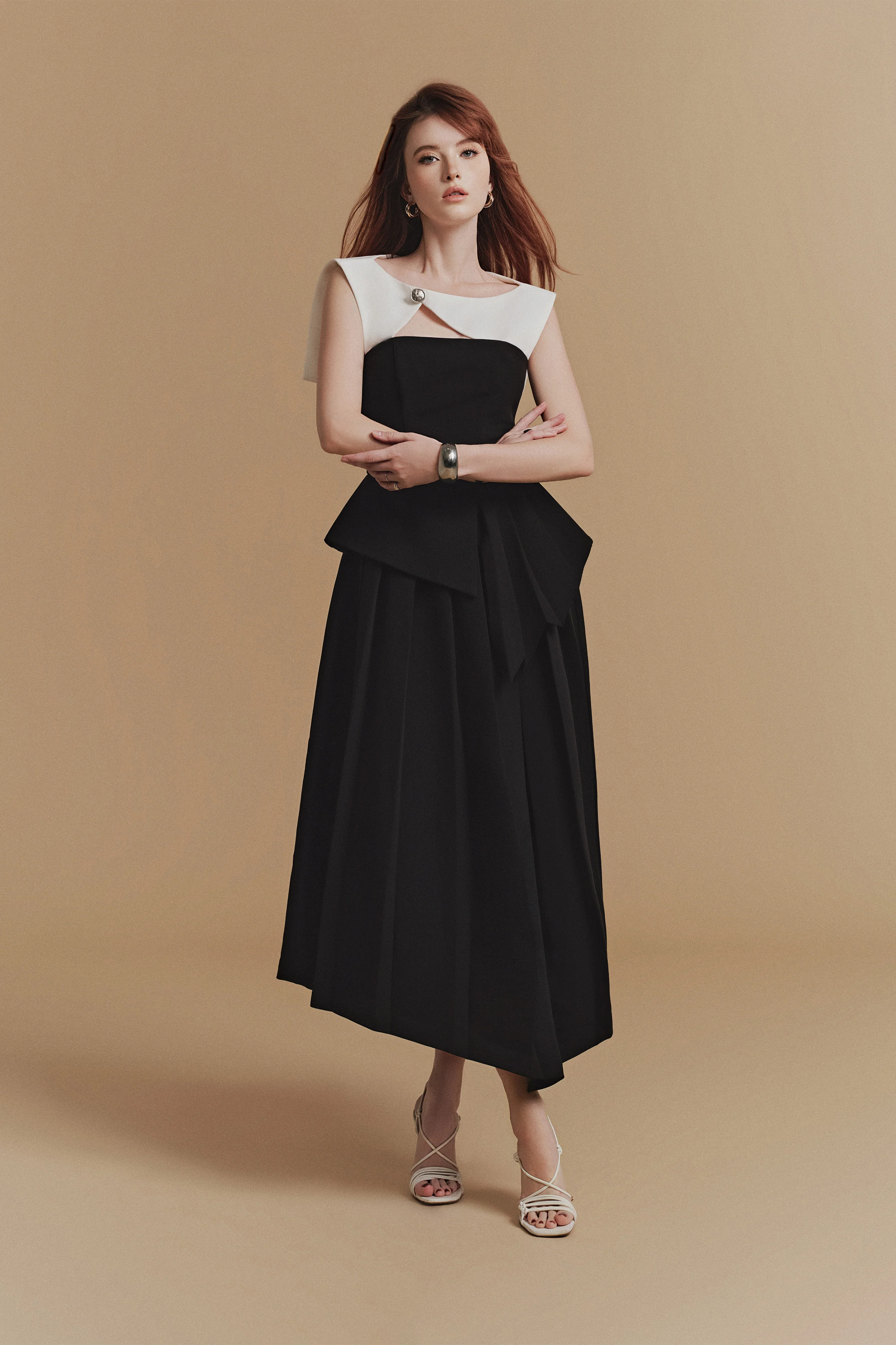 SOLER Cut-Out Midi Dress - Image 3